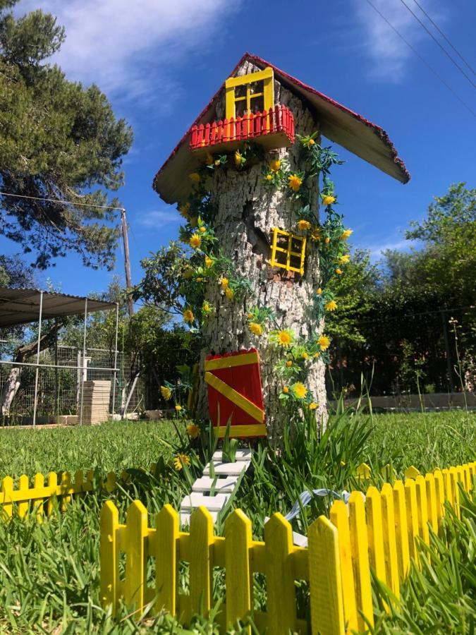 Malou Garden House Near The Beach Glífa Dış mekan fotoğraf