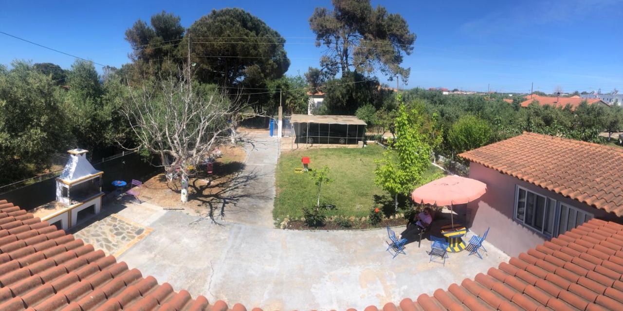 Malou Garden House Near The Beach Glífa Dış mekan fotoğraf